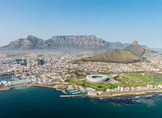 Flat lay of Cape Town City with table mountain in the background.